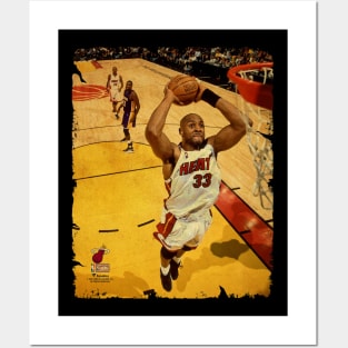 Alonzo Mourning - Vintage Design Of Basketball Posters and Art